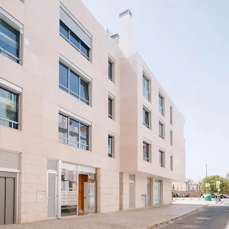 Marzano - 2 Bedrooms And Terrace In Alvalade