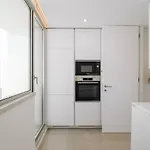 Marzano - 2 Bedrooms And Terrace In Alvalade Apartment
