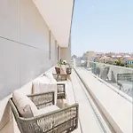 Marzano - 2 Bedrooms And Terrace In Alvalade Apartment *