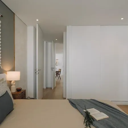 Marzano - 2 Bedrooms And Terrace In Alvalade